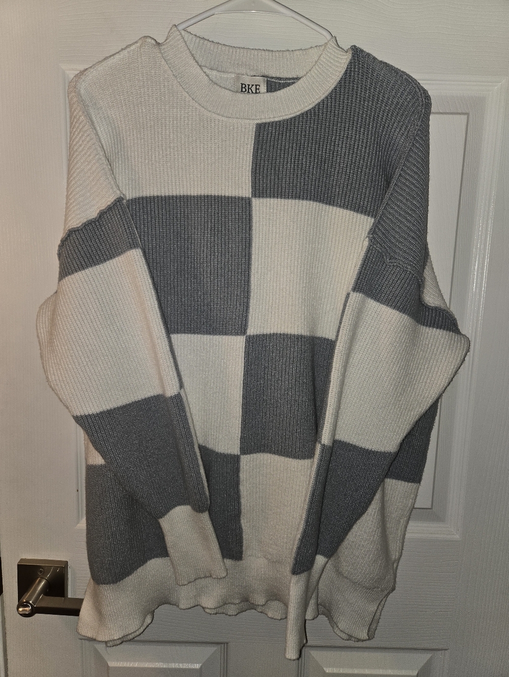BKE Oversized Checkerboard Crew Neck Sweater - Grey & White